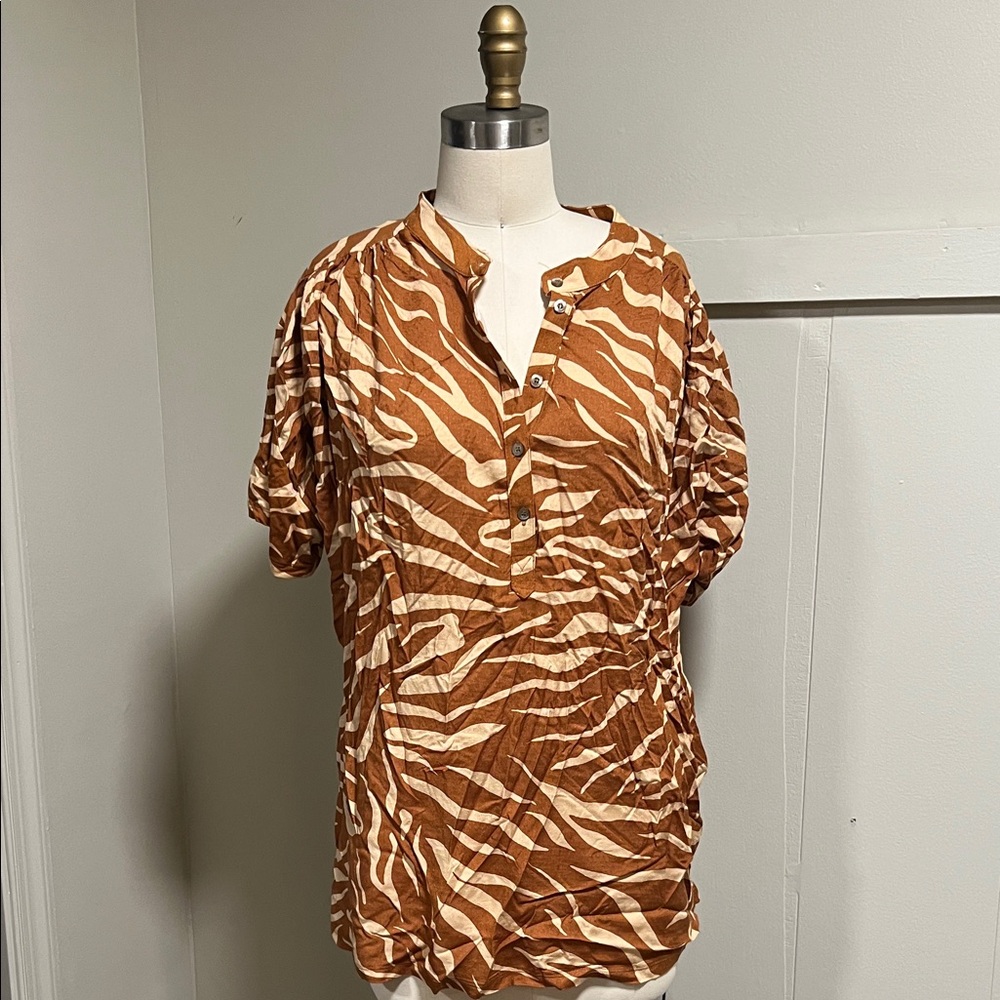 Anthropologie Tan and Brown Zebra Print 3/4 Button Henley Style Shirt